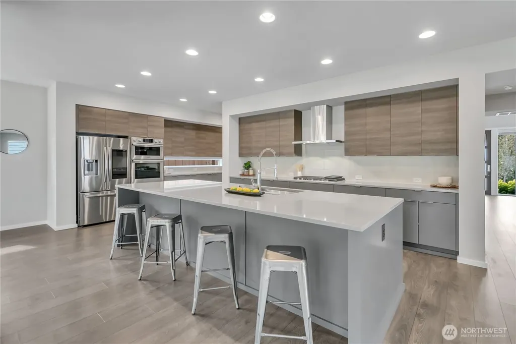 4881 Amherst Way SW Port Orchard WA 98367