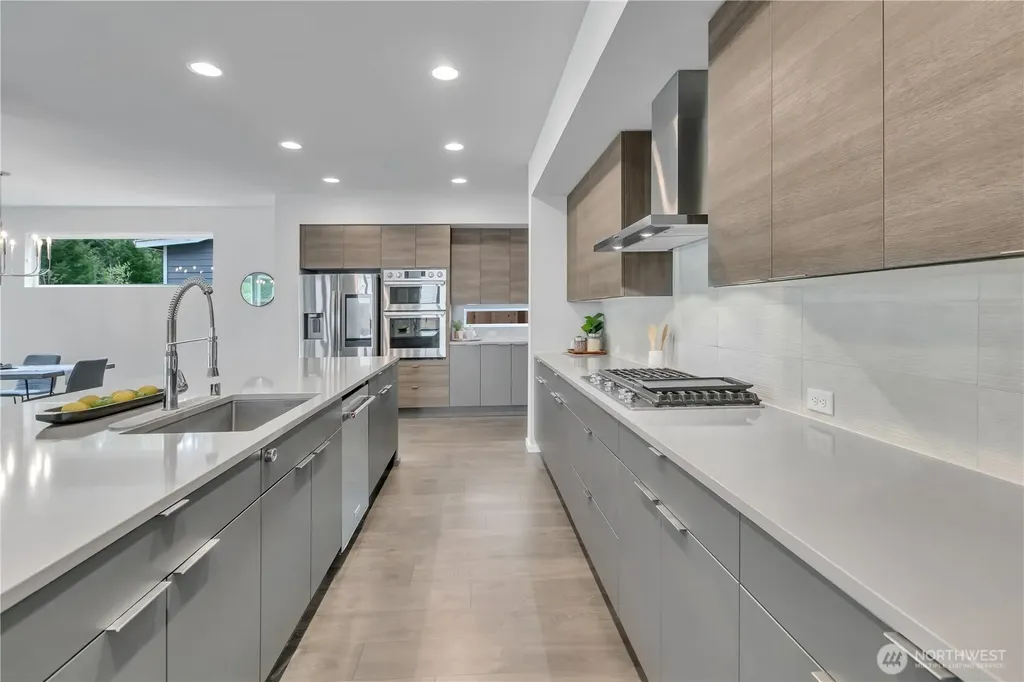 4881 Amherst Way SW Port Orchard WA 98367