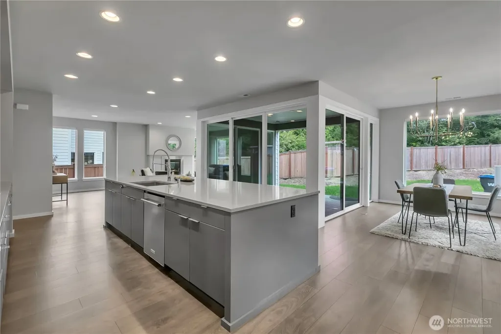 4881 Amherst Way SW Port Orchard WA 98367