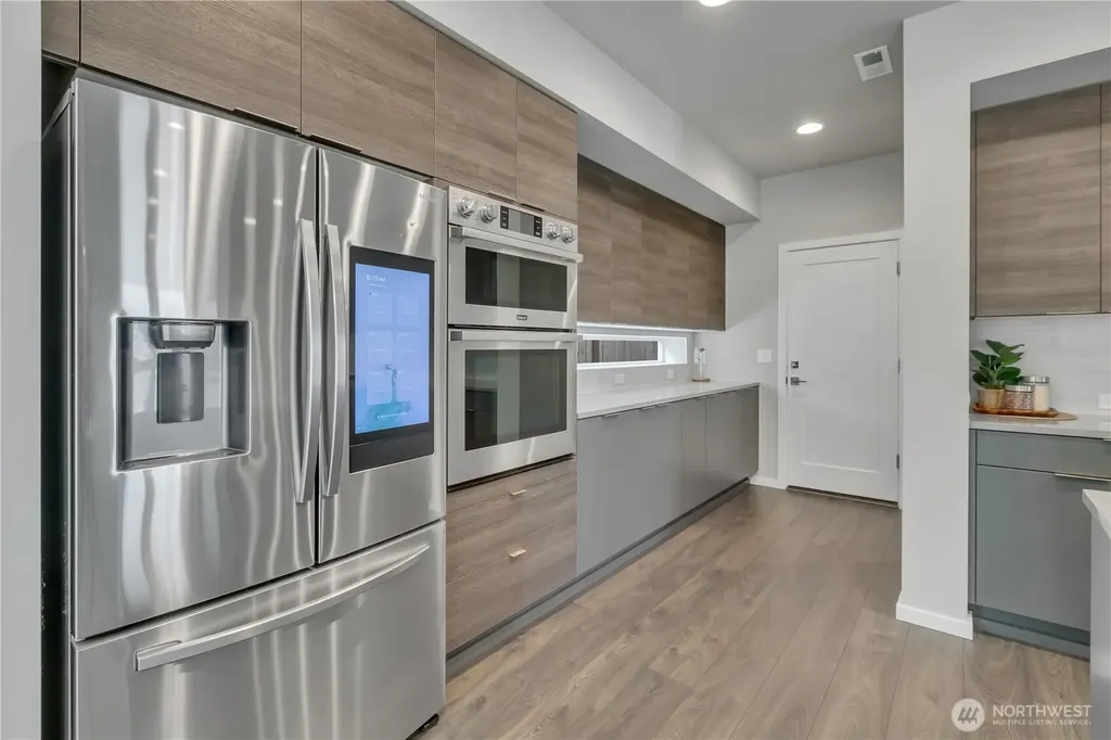 4881 Amherst Way SW Port Orchard WA 98367