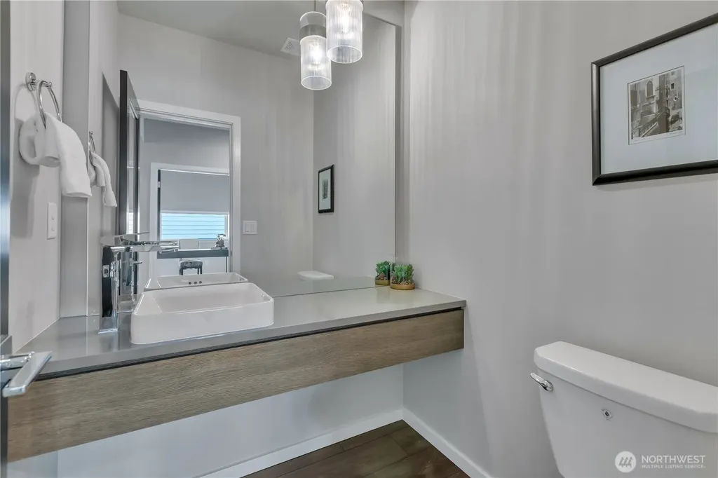 4881 Amherst Way SW Port Orchard WA 98367