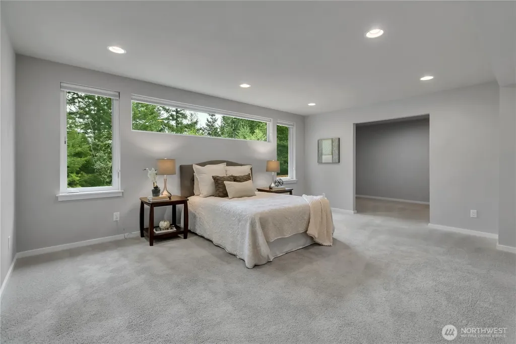4881 Amherst Way SW Port Orchard WA 98367