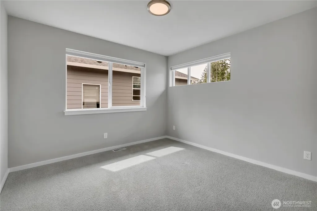 4881 Amherst Way SW Port Orchard WA 98367