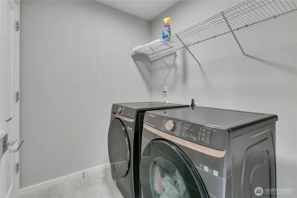 4881 Amherst Way SW Port Orchard WA 98367