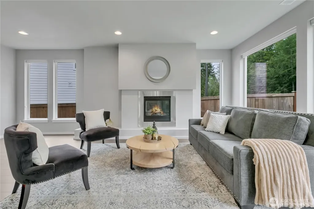4881 Amherst Way SW Port Orchard WA 98367