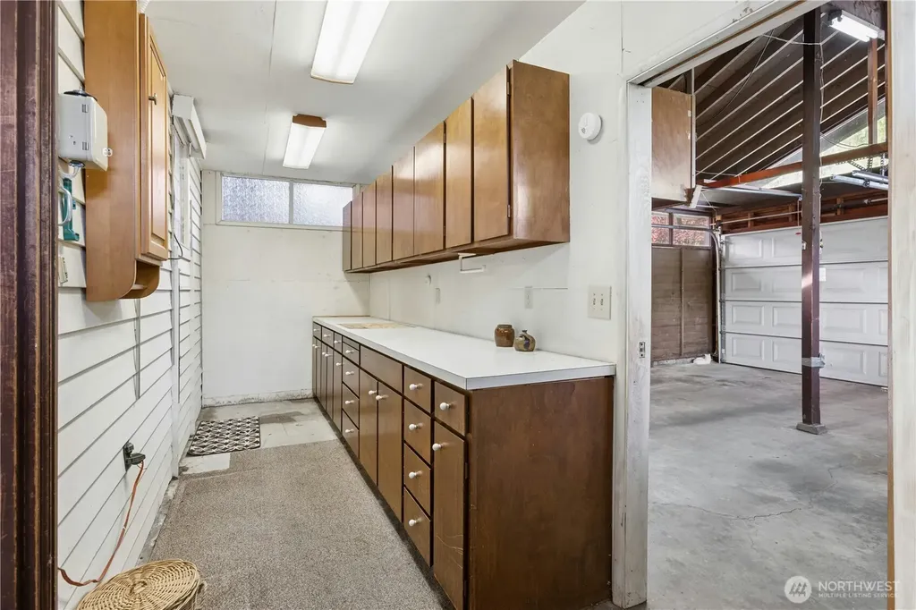 2258 40th Avenue E Seattle WA 98112