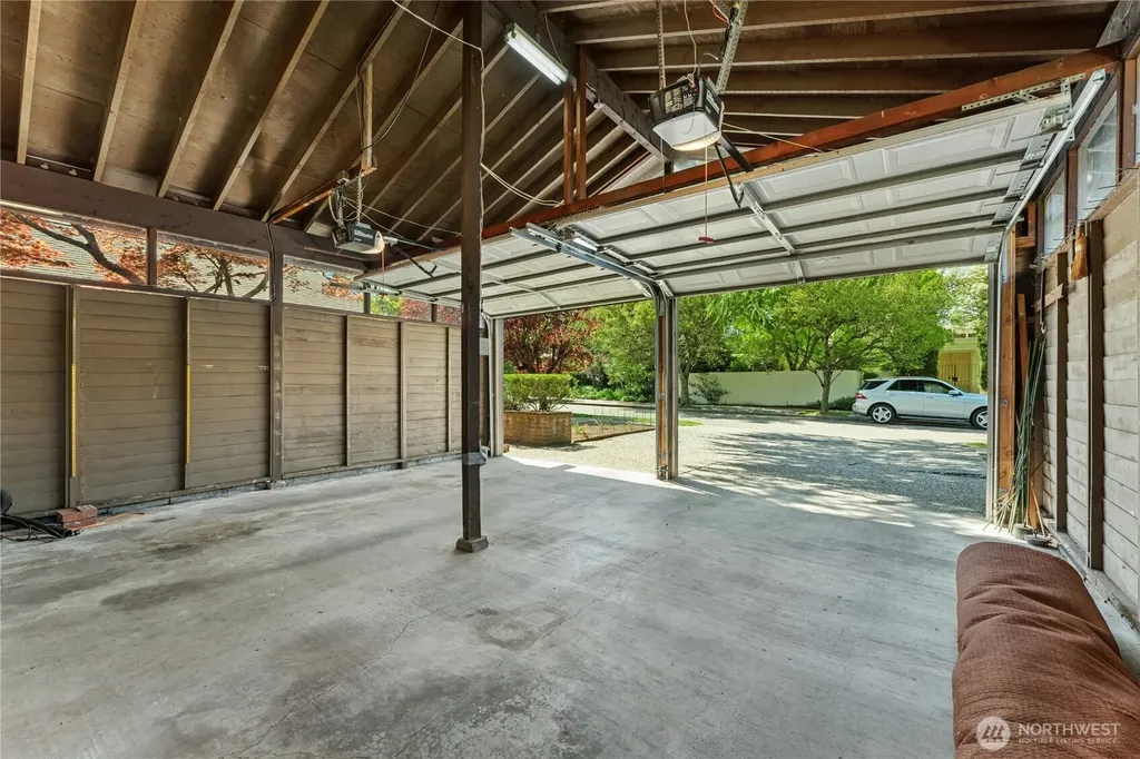 2258 40th Avenue E Seattle WA 98112