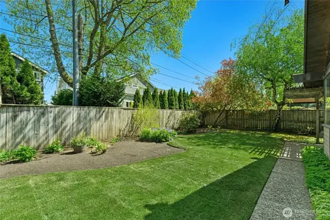 2258 40th Avenue E Seattle WA 98112