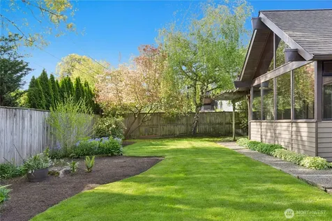 2258 40th Avenue E Seattle WA 98112