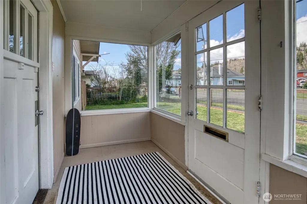2824 Aberdeen Avenue Hoquiam WA 98550