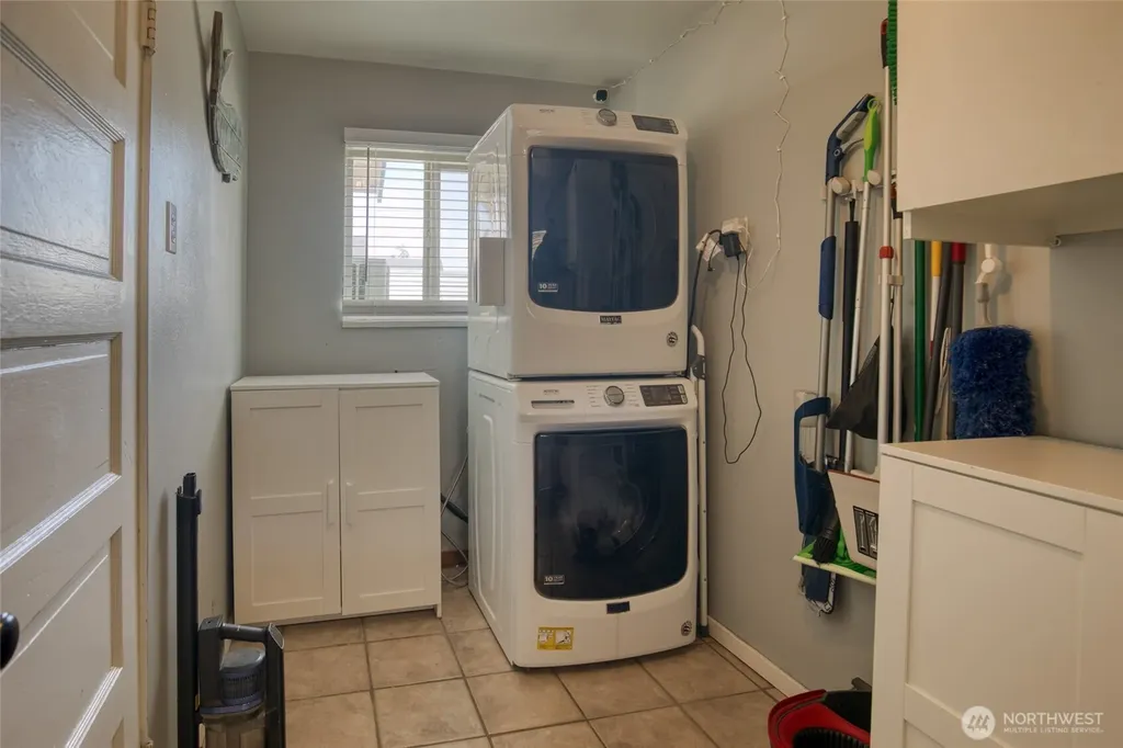2824 Aberdeen Avenue Hoquiam WA 98550