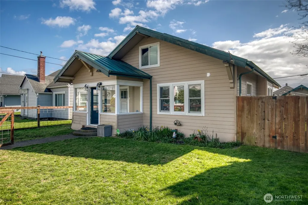 2824 Aberdeen Avenue Hoquiam WA 98550