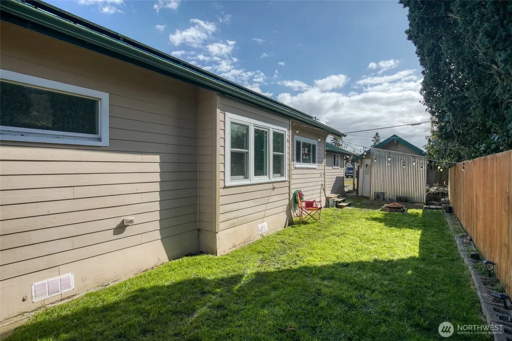 2824 Aberdeen Avenue Hoquiam WA 98550