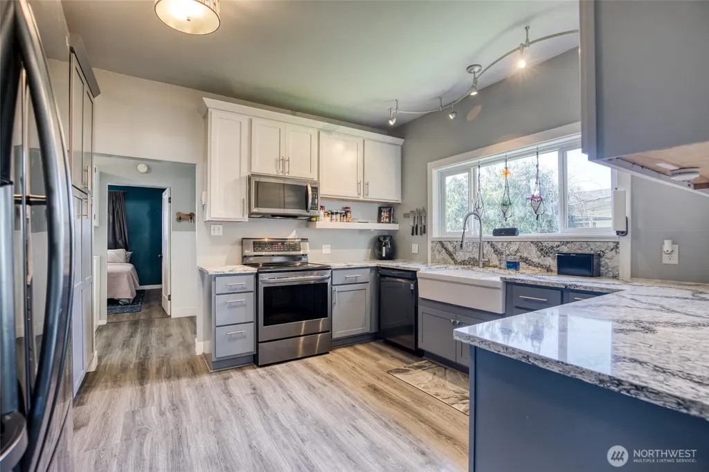 2824 Aberdeen Avenue Hoquiam WA 98550