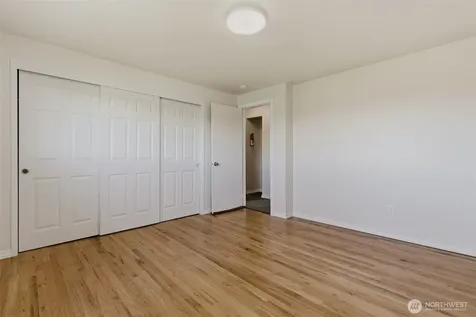 20707 31st Place W Lynnwood WA 98036