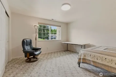 20707 31st Place W Lynnwood WA 98036