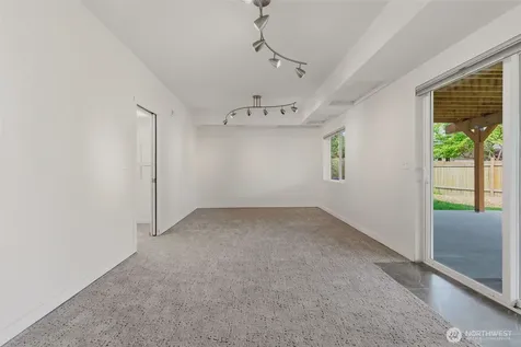 20707 31st Place W Lynnwood WA 98036