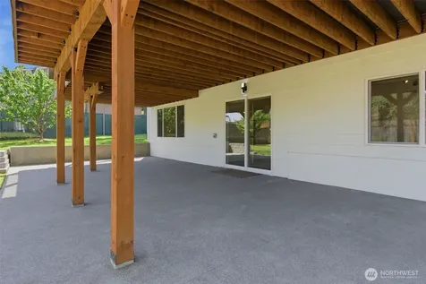 20707 31st Place W Lynnwood WA 98036