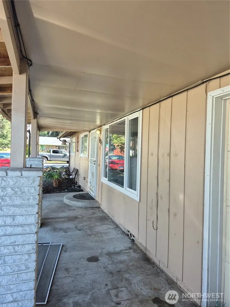 7837 3rd Avenue SE Olympia WA 98503