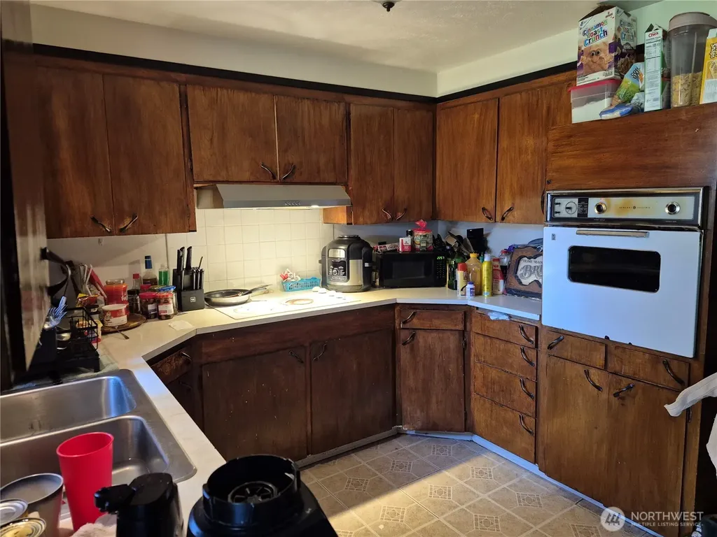 7837 3rd Avenue SE Olympia WA 98503