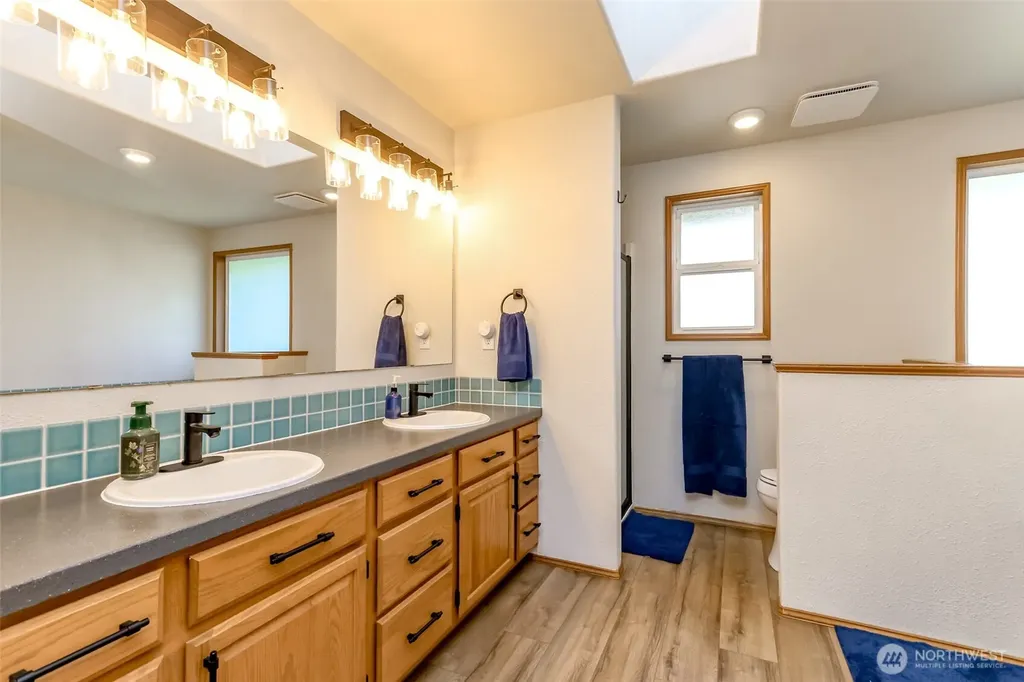 9120 Kelly Court NE Lacey WA 98516
