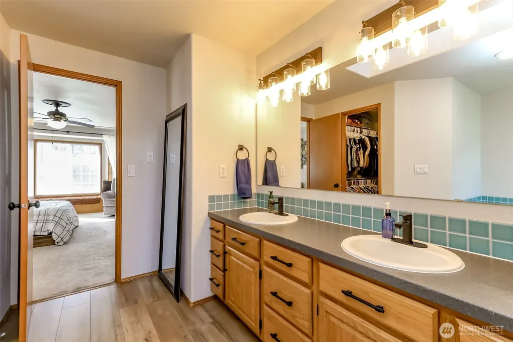 9120 Kelly Court NE Lacey WA 98516