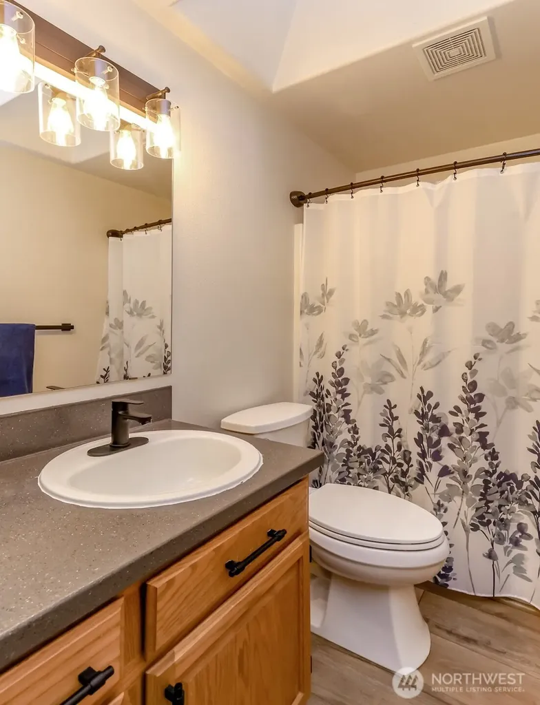 9120 Kelly Court NE Lacey WA 98516