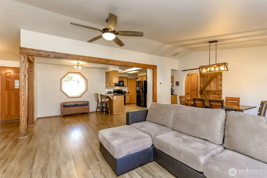 9120 Kelly Court NE Lacey WA 98516
