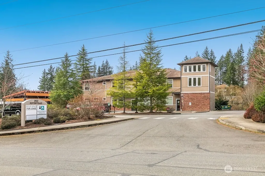 1922 Pottery Avenue Port Orchard WA 98366
