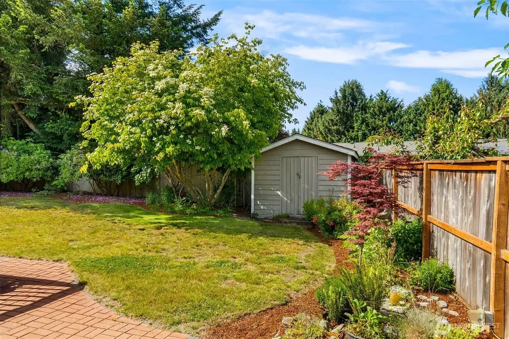 6211 Hickory Court SE Olympia WA 98501