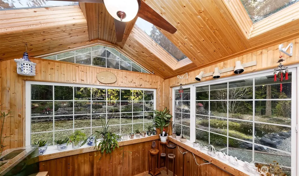 50 N Standstill Drive S Hoodsport WA 98548
