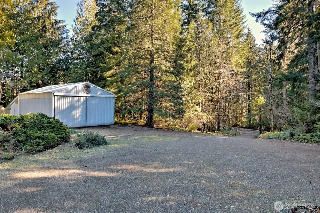 50 N Standstill Drive S Hoodsport WA 98548