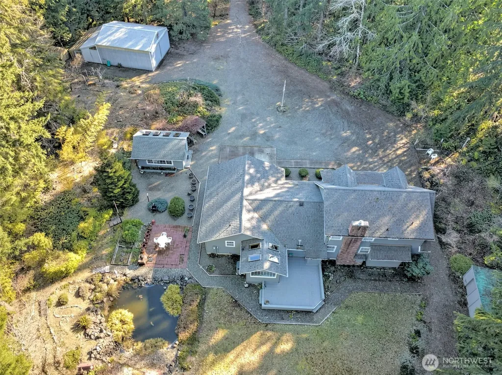 50 N Standstill Drive S Hoodsport WA 98548