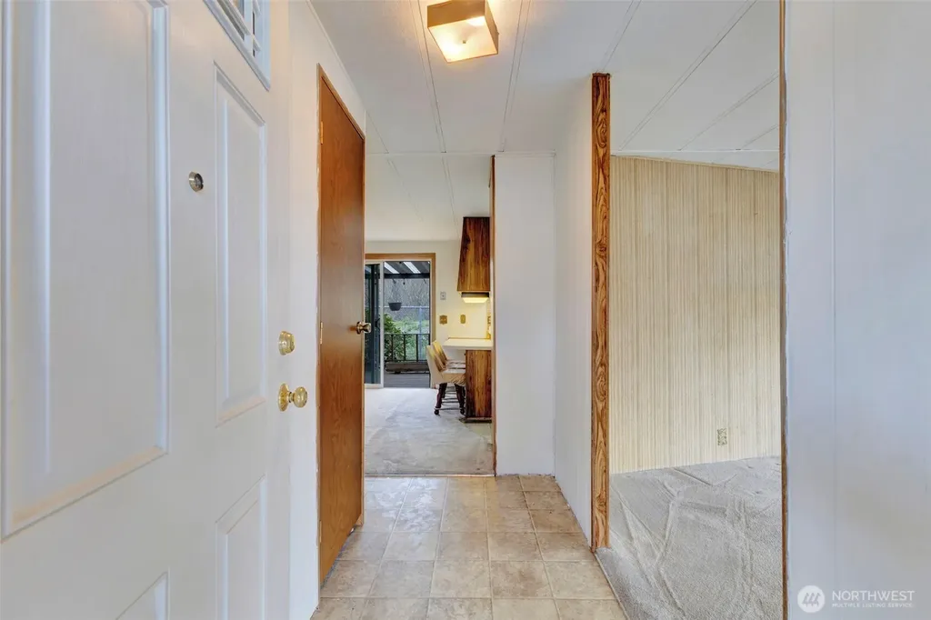 1510 Maple Lane Kent WA 98030
