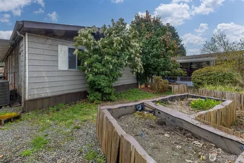 1510 Maple Lane Kent WA 98030