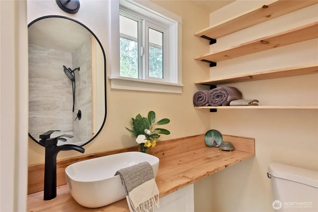 764 Nature Lane Coupeville WA 98239