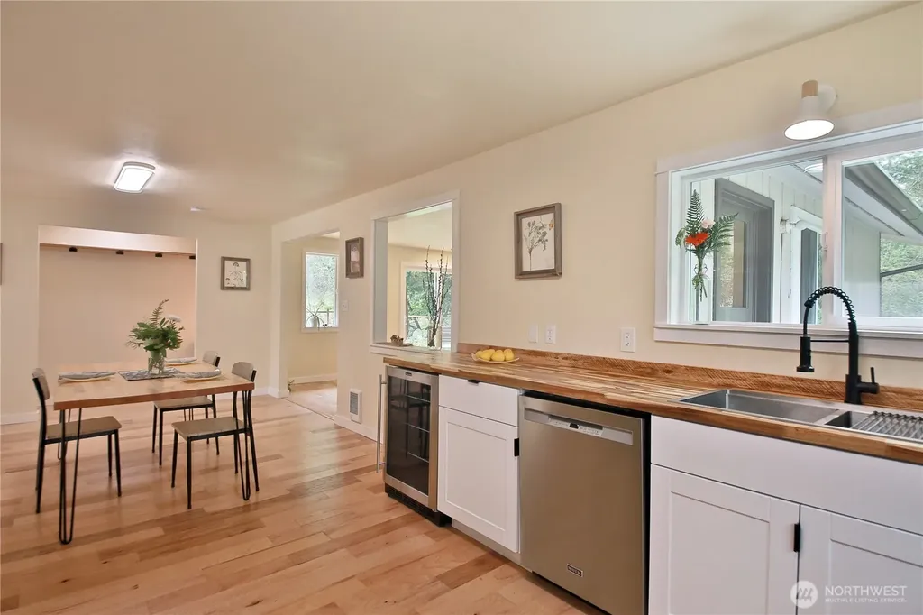 764 Nature Lane Coupeville WA 98239