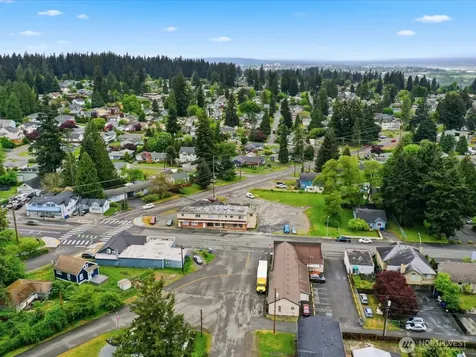 6807 Commercial Avenue Everett WA 98203