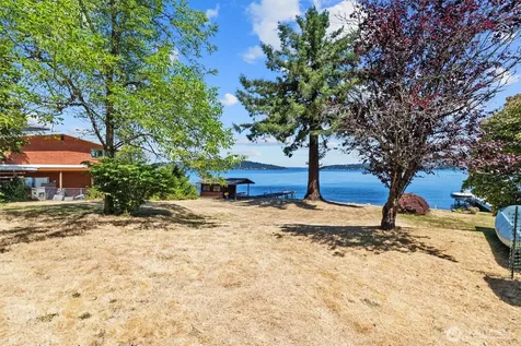 11136 Rainier Avenue S Seattle WA 98178