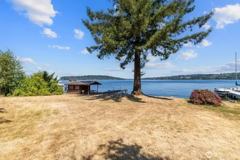 11136 Rainier Avenue S Seattle WA 98178