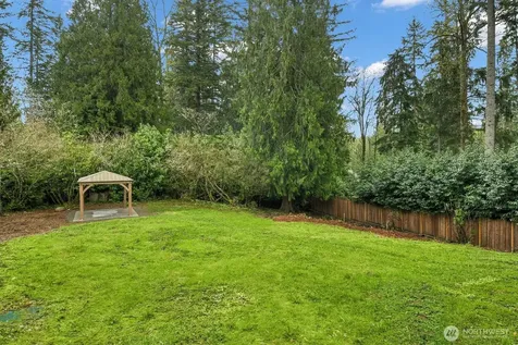 3522 279th Avenue NE Redmond WA 98053