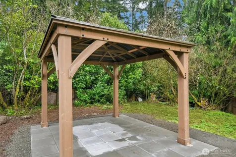 3522 279th Avenue NE Redmond WA 98053
