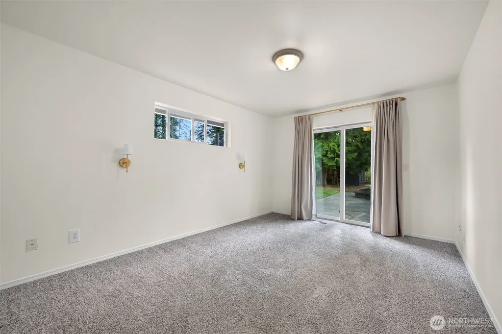 4390 Lateener Lane Blaine WA 98230