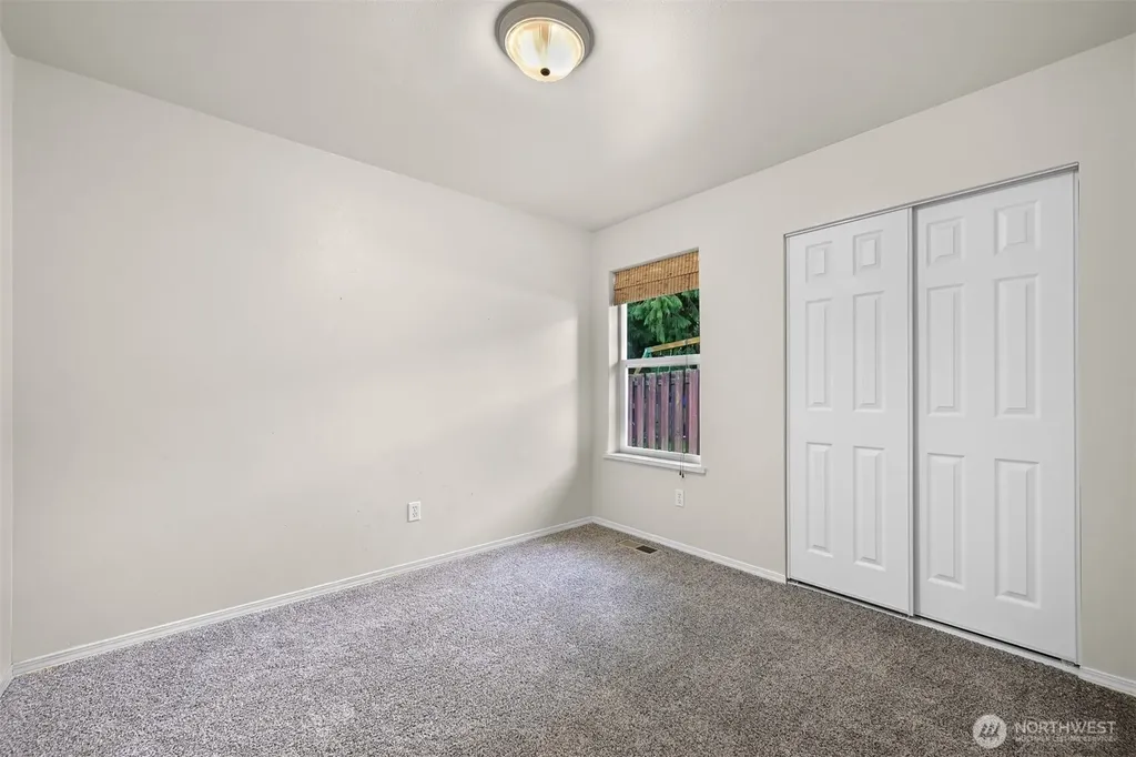 4390 Lateener Lane Blaine WA 98230
