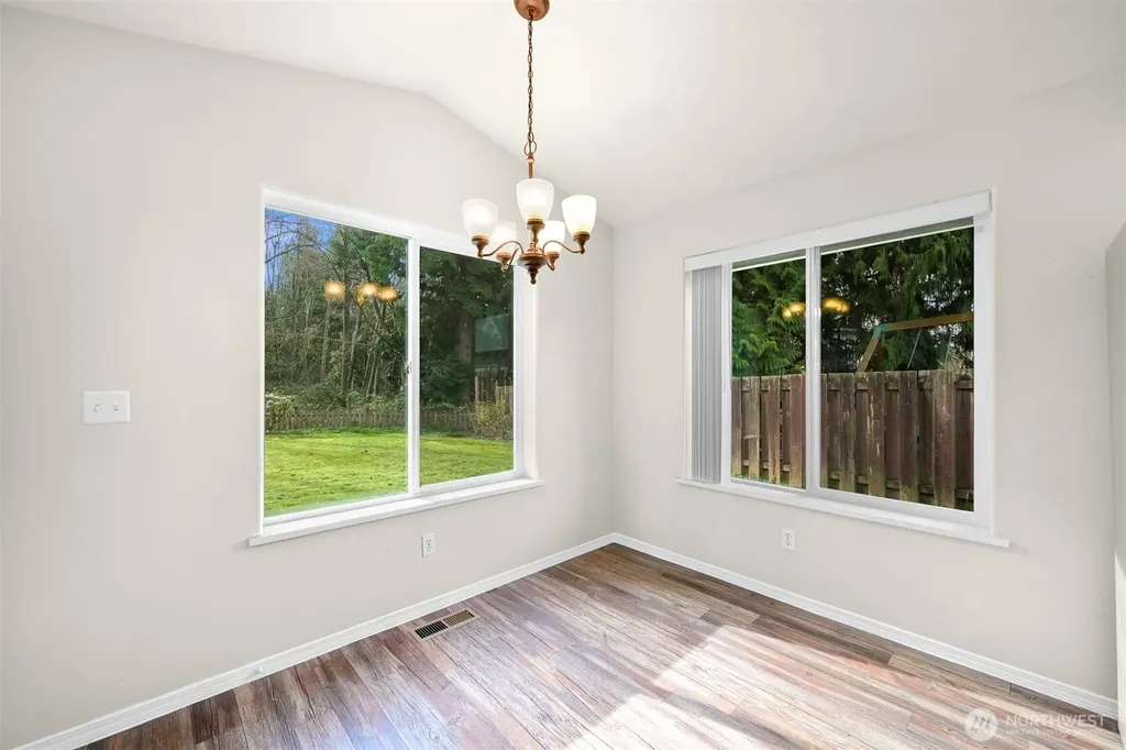 4390 Lateener Lane Blaine WA 98230