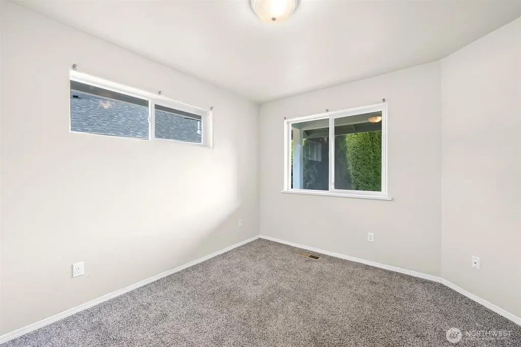 4390 Lateener Lane Blaine WA 98230