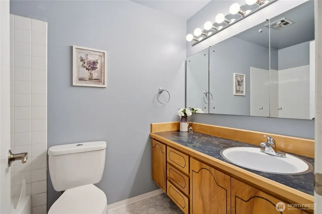 3020 206th Place SW Lynnwood WA 98036