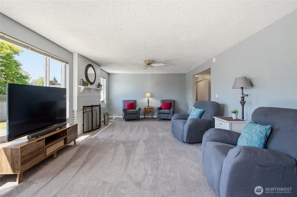 3020 206th Place SW Lynnwood WA 98036