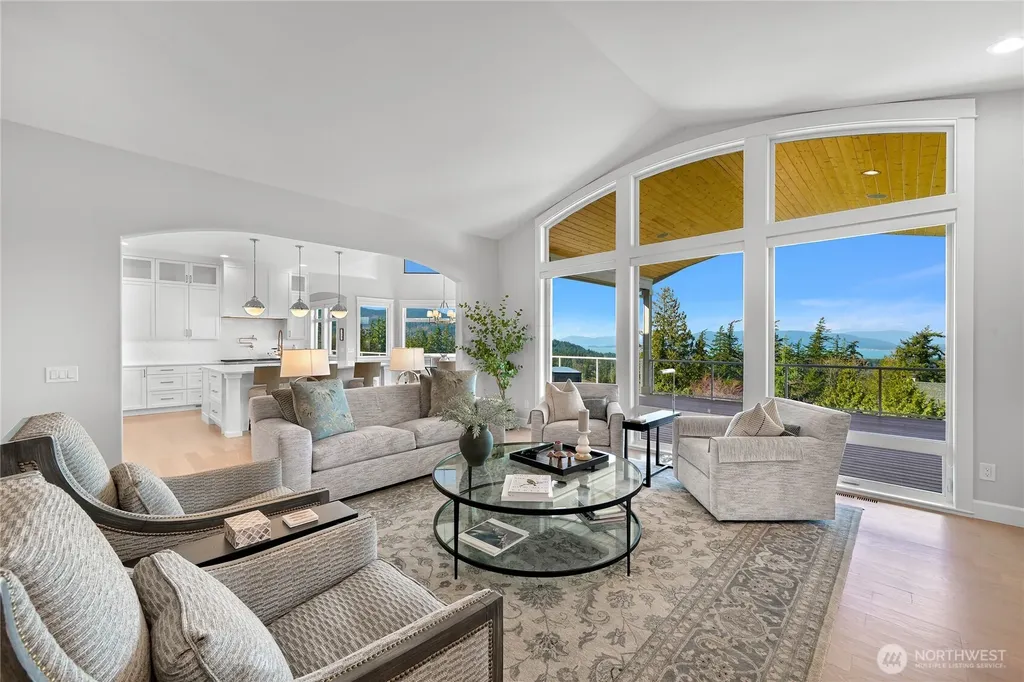 1900 Samish Crest Way Bellingham WA 98229