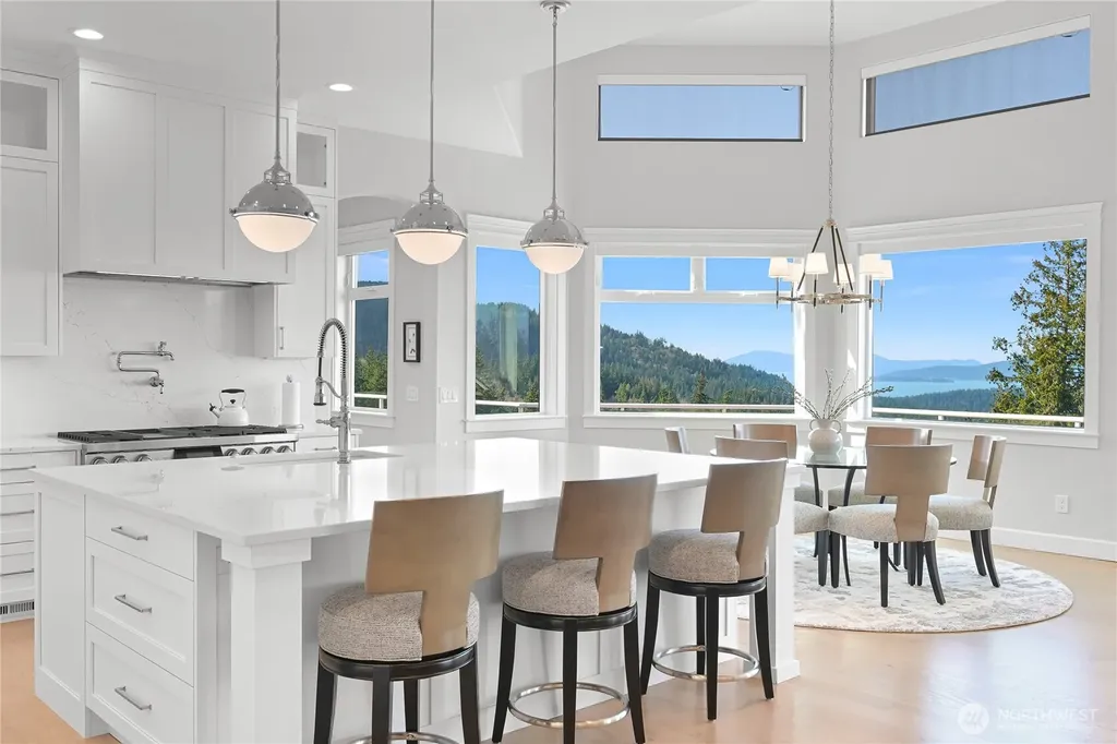 1900 Samish Crest Way Bellingham WA 98229